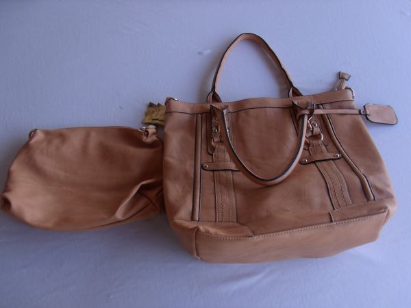 Bolsa Bege Grande c/ uma pequena dentro VV633