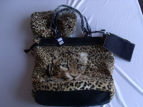 Bolsa grande c/ estampa de onça Y772